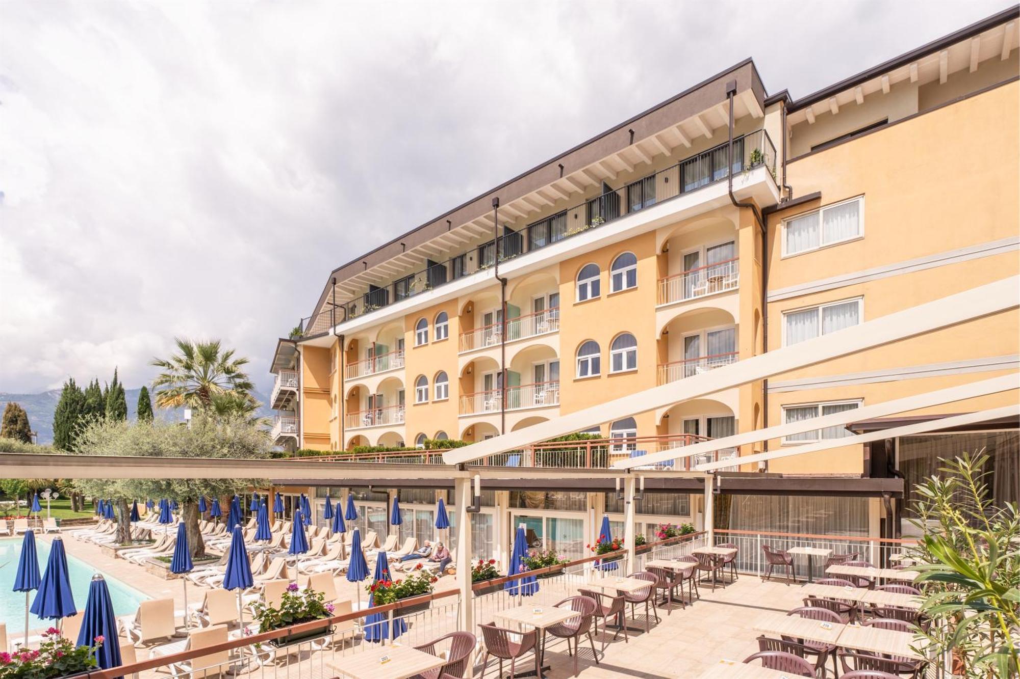 מאלצ'סינה Majestic Palace מראה חיצוני תמונה